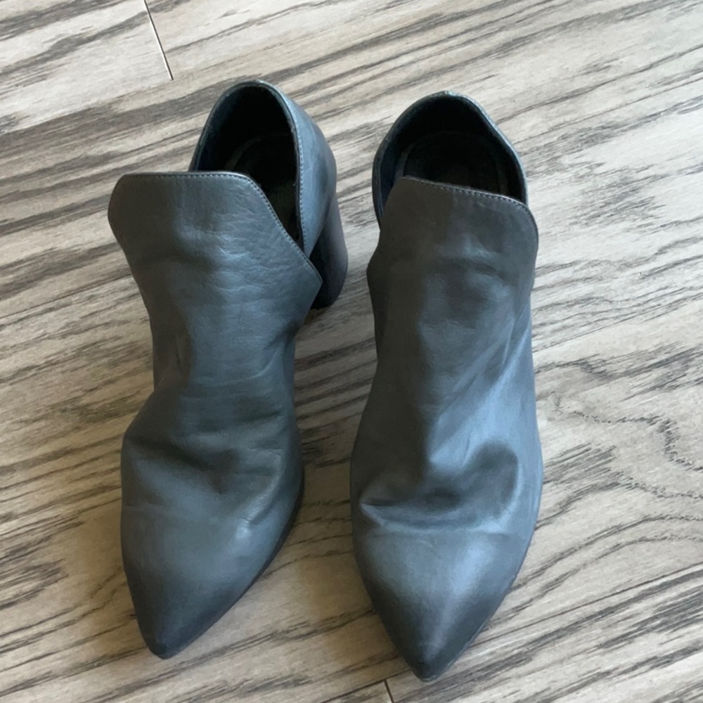 Bueno soft genuine leather ankle shoes size 38, US 7.5